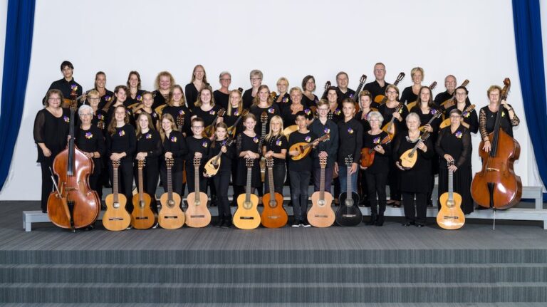 Nederlandse en Belgische mandoline-orkesten geven concert in Gorinchem — muziek in Gorinchem