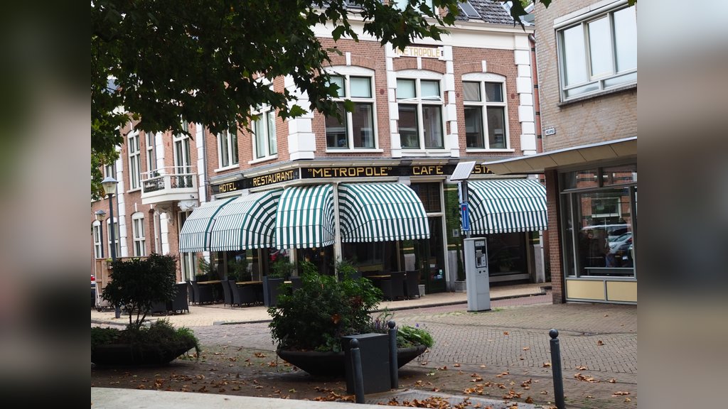 Offiezin in de herfst: ruimte voor ontmoeting en een goed gesprek in Metropole. in Gorinchem